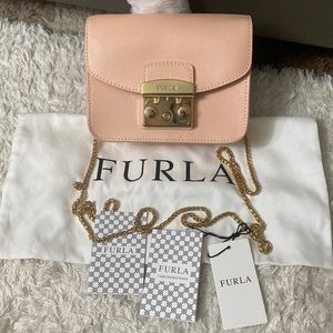 💯% Authentic FURLA crossbody bag